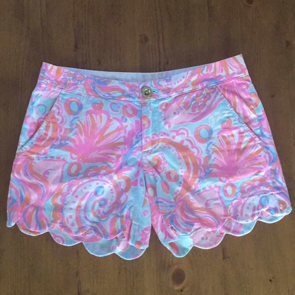 Lilly Pulitzer Scalloped Buttercup Shorts